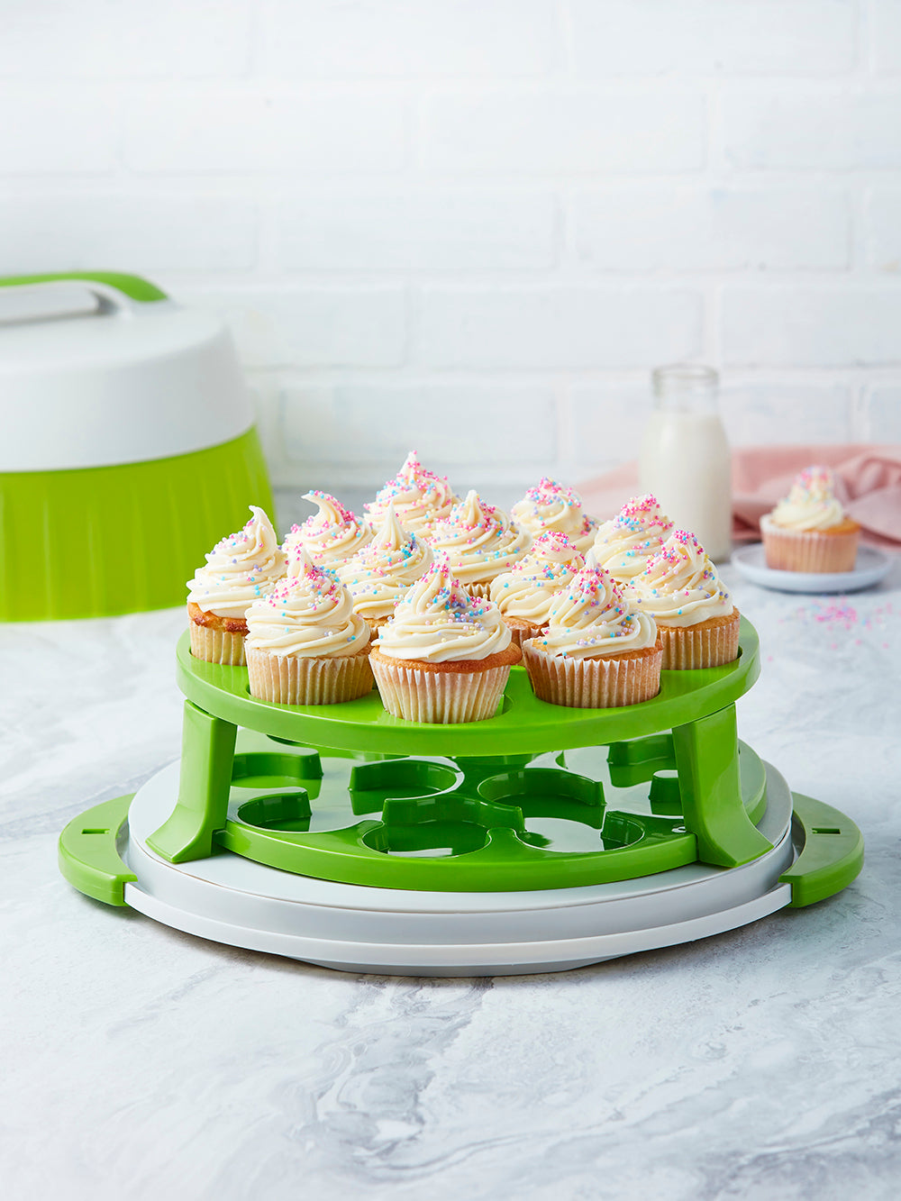 Présentoir réfrigéré pour cupcakes : Gardez vos gâteaux frais – Thermomix -  Canada